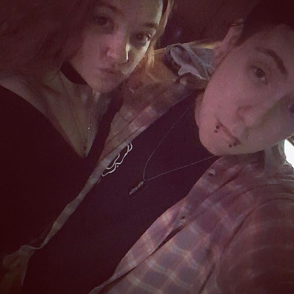 Meet your Posher, Alyssa - Picture 1 of 1